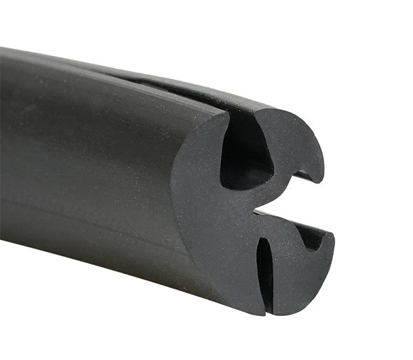 Locking strip gasket